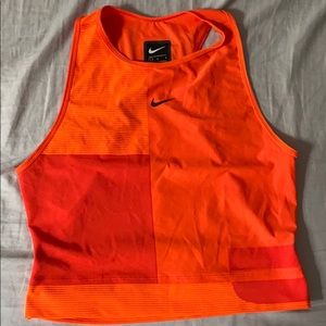 Nike Crop Top